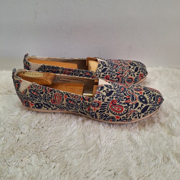 Mad Love Shoes - Picture 6 of 9